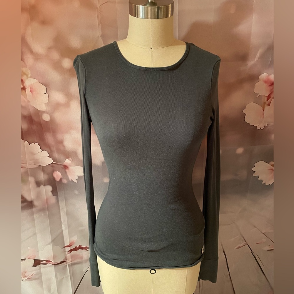 Ever Women's Dark Gray Long Sleeve Crewneck Top